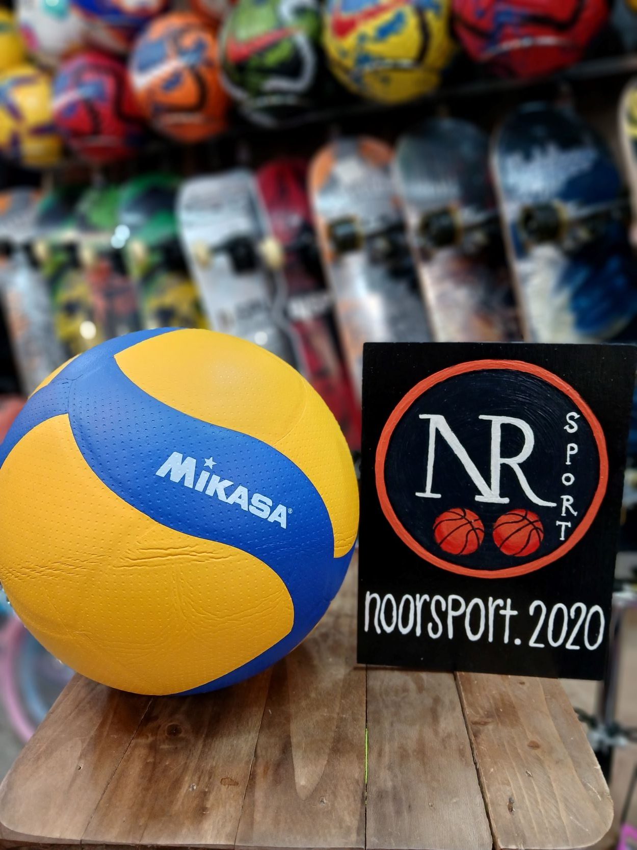 خرید توپ والیبال میکاسا تایلندی